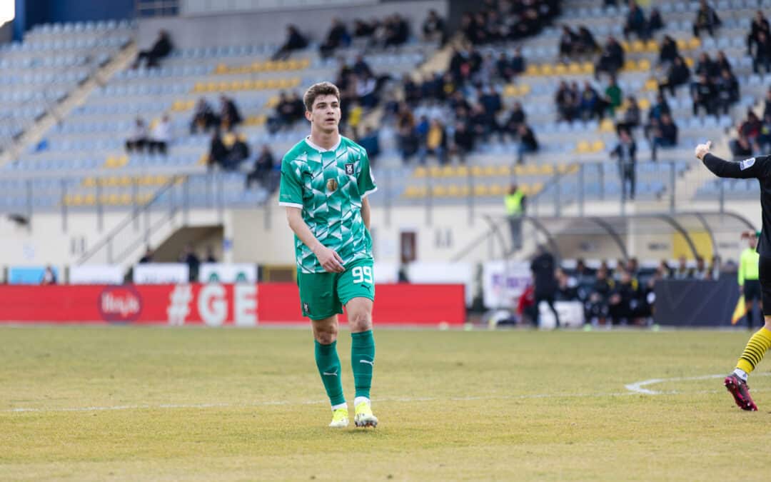 Marin utrpel poškodbo kolena