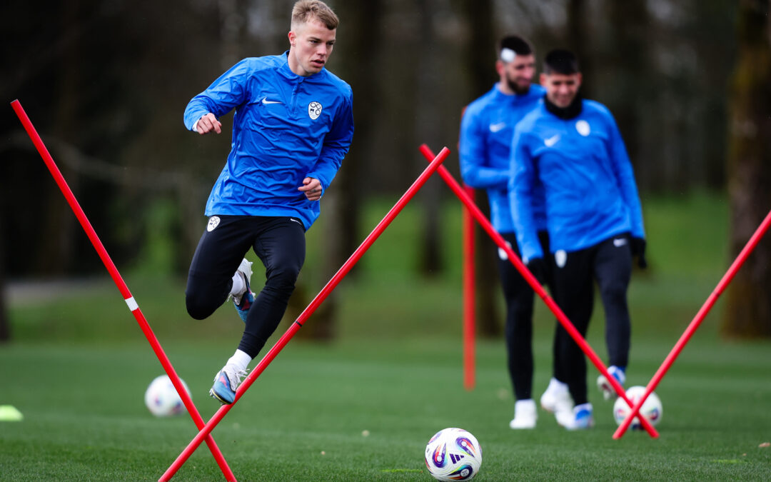 Urbančič v družbi štirih kapetanov Olimpije